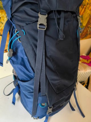 Mochila Deuter Futura Vario 50+10 Azul