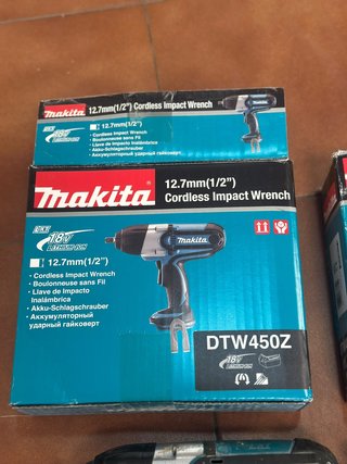 Llave de Impacto Makita DTW450Z 18V