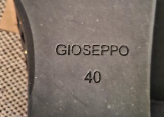 Manoletinas negras Gioseppo caladas T40