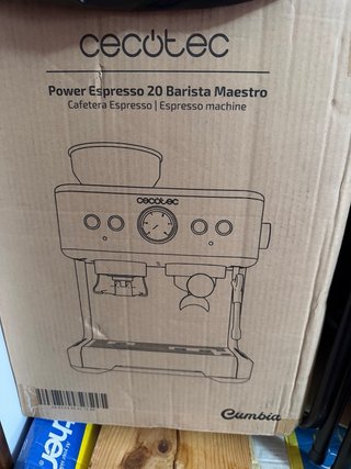 Cafetera Cecotec Express con Molinillo
