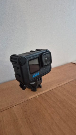 GoPro Hero 12 + Media Mod y Soporte