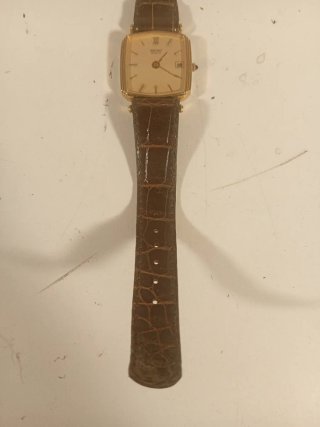 Reloj Seiko Quartz Vintage Dorado
