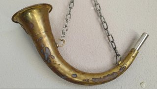 Corneta de señales antigua de latón (también conoc
