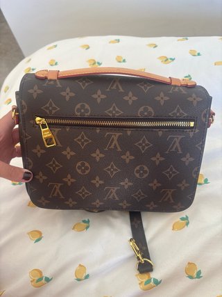 NO Louis Vuitton Pochette Métis Monogram