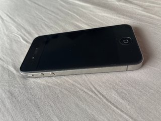 iPhone 4