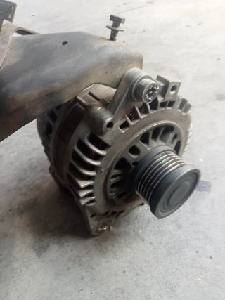 Alternador Nissan 23100AU420 LR1110-717