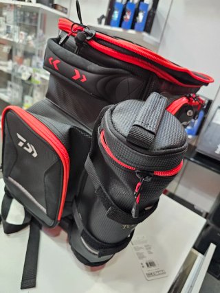 Mochila Pesca Daiwa Tournament Surfcasting Nueva