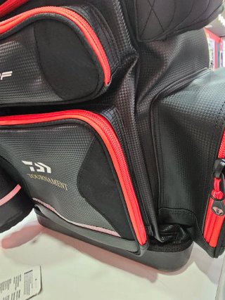 Mochila Pesca Daiwa Tournament Surfcasting Nueva