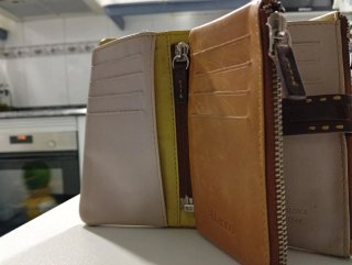 Cartera monedero de piel marrón