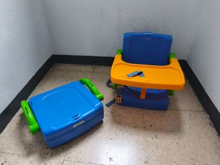 Trona Portátil Azul y Naranja 15€/u, 25€ pareja