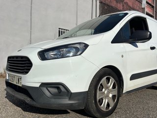 Ford Transit Courier 2022