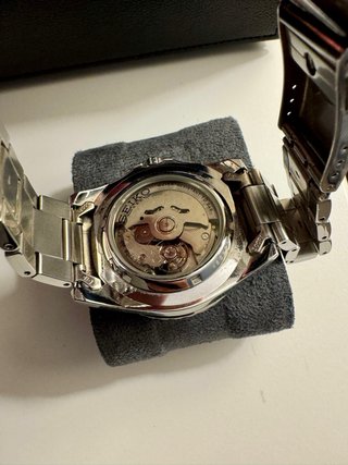RELOJ SEIKO 5 SPORT SNZF17K1  “SEA URCHIN”