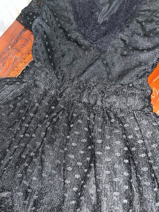 Vestido de ceremonia artesanal negro