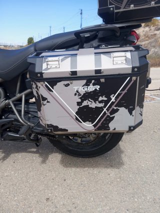 Triumph Tiger 800 XRT - Full Equip