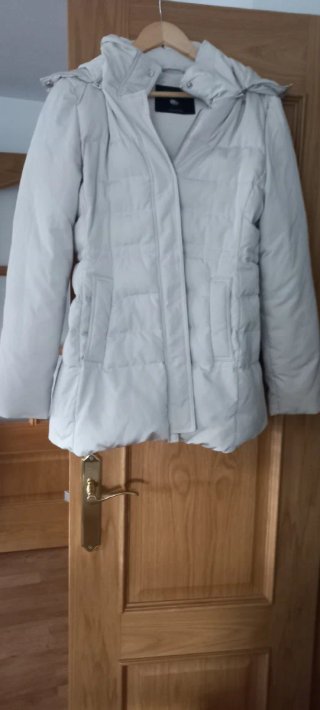 Zara Chaquetón de Plumas Negro Talla M