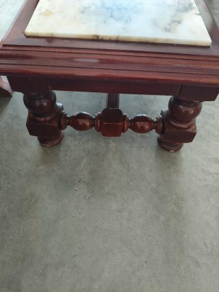 Mesa baja madera maciza y mármol