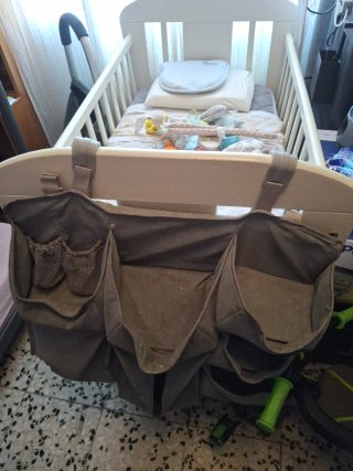 Cuna mecedora con colchón