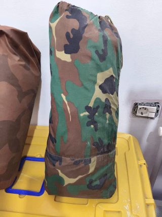 Tienda campaña 1 persona y saco vivac camuflaje