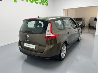 Renault Grand Scénic Dynamique 1.9dCi 130cv 5 plazas