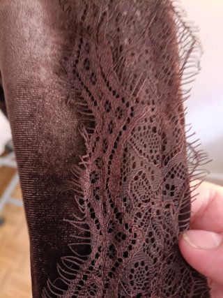 Pantalón terciopelo botapiés elásticos