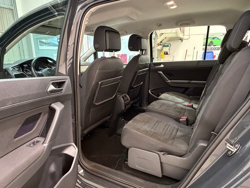 Volkswagen Touran Business & Navi 2.0 TDI 2021, foto 27