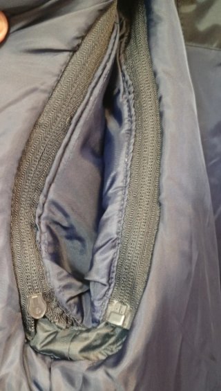 Cazadora laboral impermeable  marca Delta. Talla M