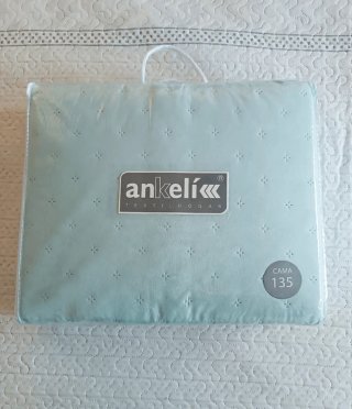 Colcha Bouti Cama 135cm Nueva