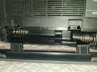 Radio Cassette Sanyo M-1740F.