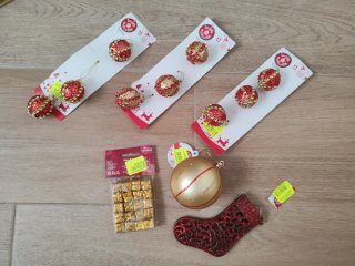 Set adornos Navideños dorados y rojos