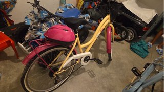 Bicicleta Decathlon Talla M y Casco Rosa