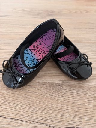 Zapatos de niña Primark negros