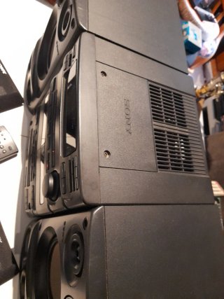Equipo Hi-Fi Sony MHC-610