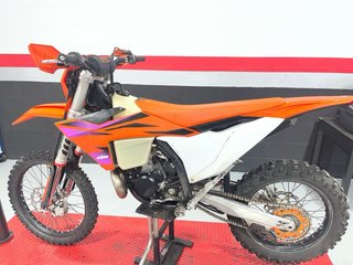 KTM 250 EXC 2024 Enduro Moto Naranja