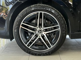 Mercedes-Benz Clase V300 2024