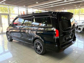 Mercedes-Benz Clase V300 2024