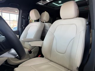 Mercedes-Benz Clase V300 2024