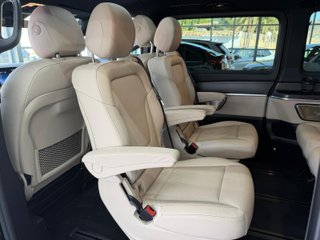 Mercedes-Benz Clase V300 2024