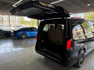 Mercedes-Benz Clase V300 2024