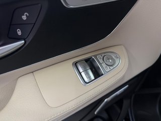 Mercedes-Benz Clase V300 2024