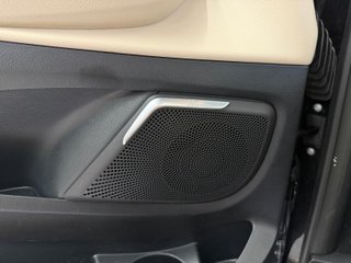 Mercedes-Benz Clase V300 2024