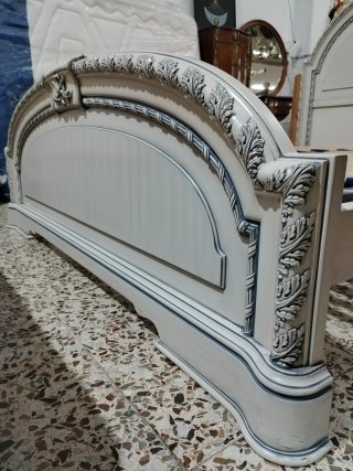 Cama Clasica Tallada