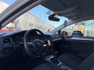 Volkswagen Golf 2021