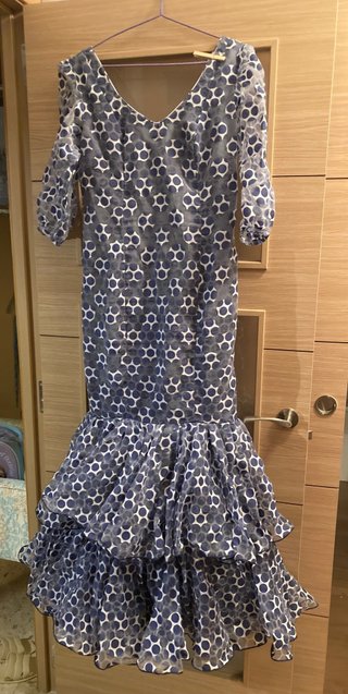 Traje flamenca azul talla 38 ligero volantes