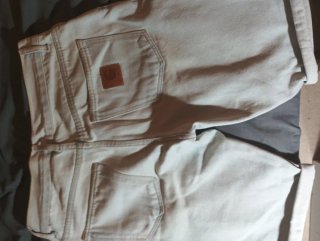 Preciosa Bermuda tejana Carhartt casi nueva!