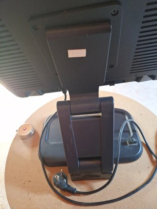 Monitor hp. Mide 4i1×35