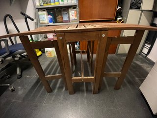 Mesa de madera plegable