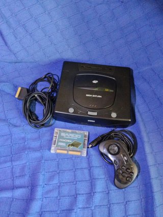 Consola Sega Saturn + SAROO opcional