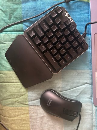 Ratón y Mini Teclado Mars Gaming