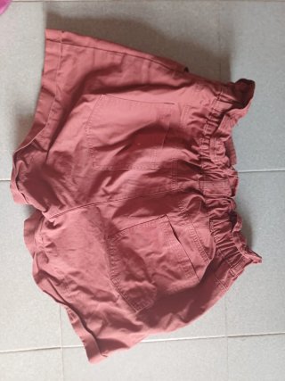 Pantaloni corti donna rosa taglia M