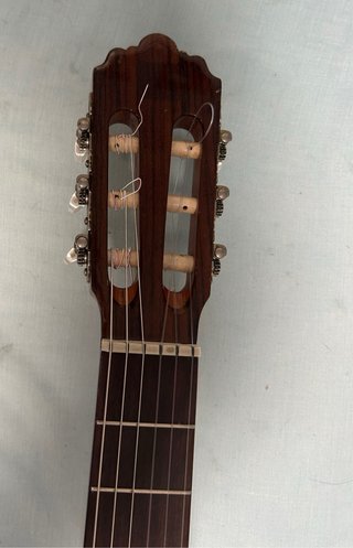 Guitarra Alhambra Electrificad